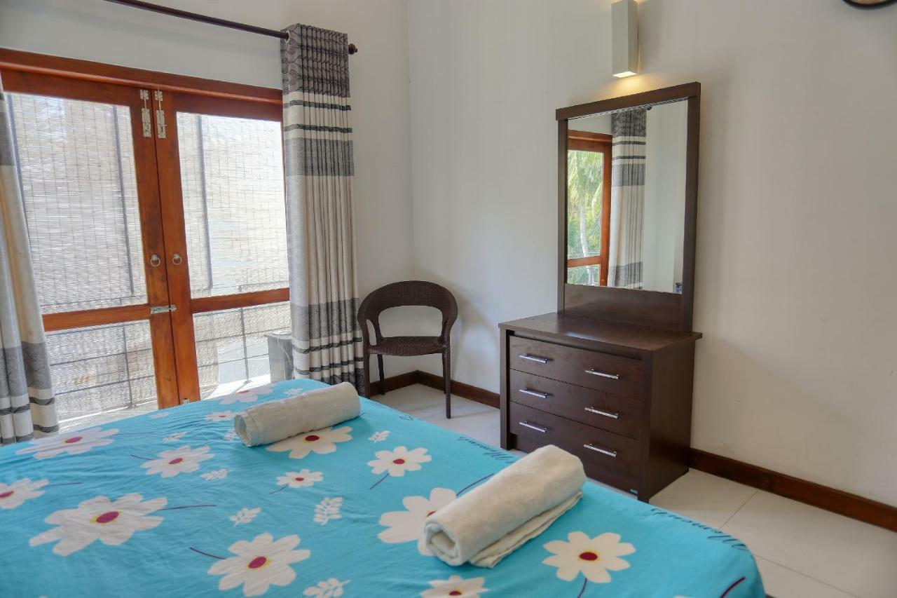 Yoho White House Apartment Galle Exterior photo